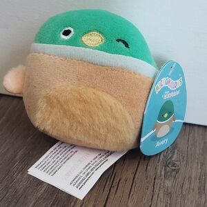 Mini Squashmallow Avery NWT